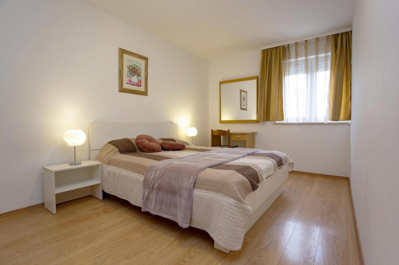 Apartments Ulika Rovinj Luaran gambar